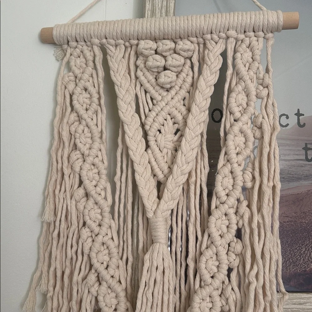 NEW Macrame Wall Hanging, Bohemian Wall Decor, Tapestry, Housewarming Decor